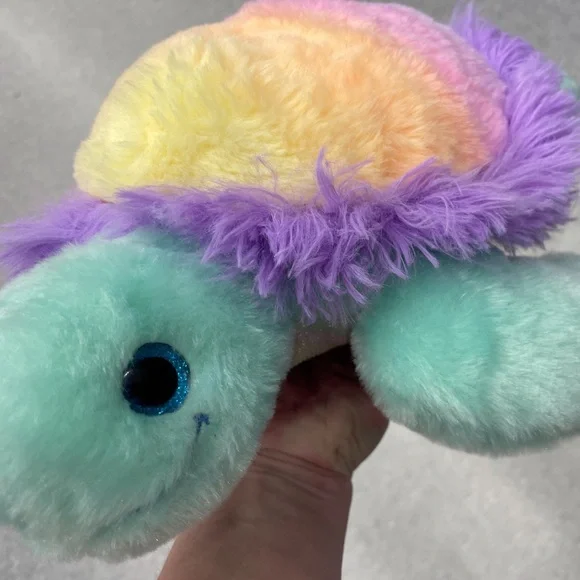 NEW THE PETTING ZOO 12” SEA TURTLE OMBRÉ RAINBOW PLUSH STUFFED TOY - Picture 2 of 9